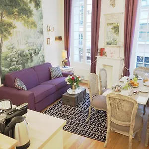 Louvre Opera Private Chicsuites , Paris França